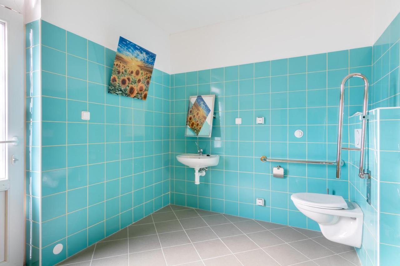 Farma Slunecny Dvur Apartmany A Family Stany Strecha Pod Strechou Hermanuv Mestec Εξωτερικό φωτογραφία